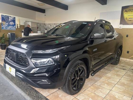 FIAT TORO 2.0 16V TURBO DIESEL ULTRA 4WD AT9 FIAT TORO 2.0 16V TURBO DIESEL ULTRA 4WD AT9